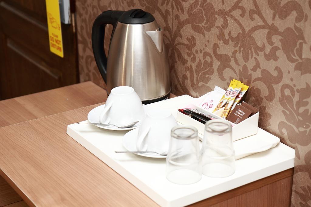 Harrys Suite Hotel バンコク都 部屋 写真